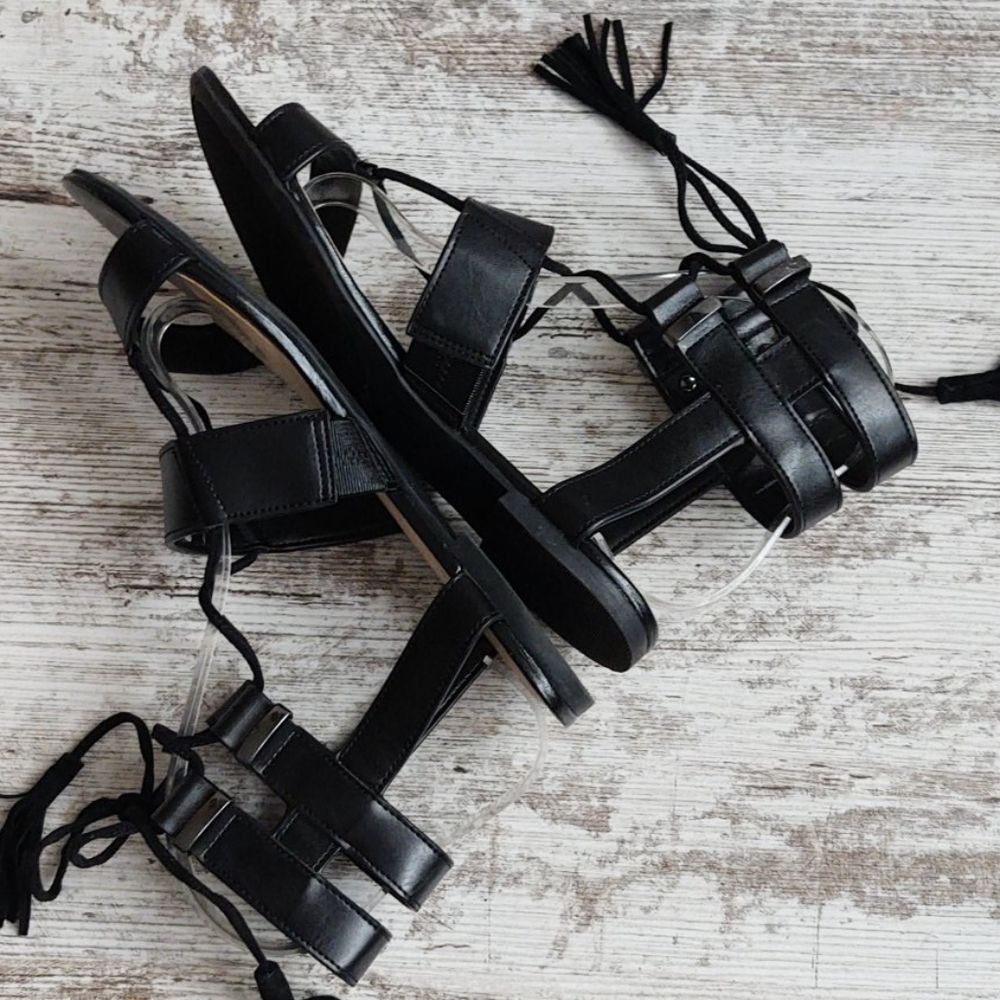 Like New Nine West Black Gladiator Sandal - Picture 9 of 14